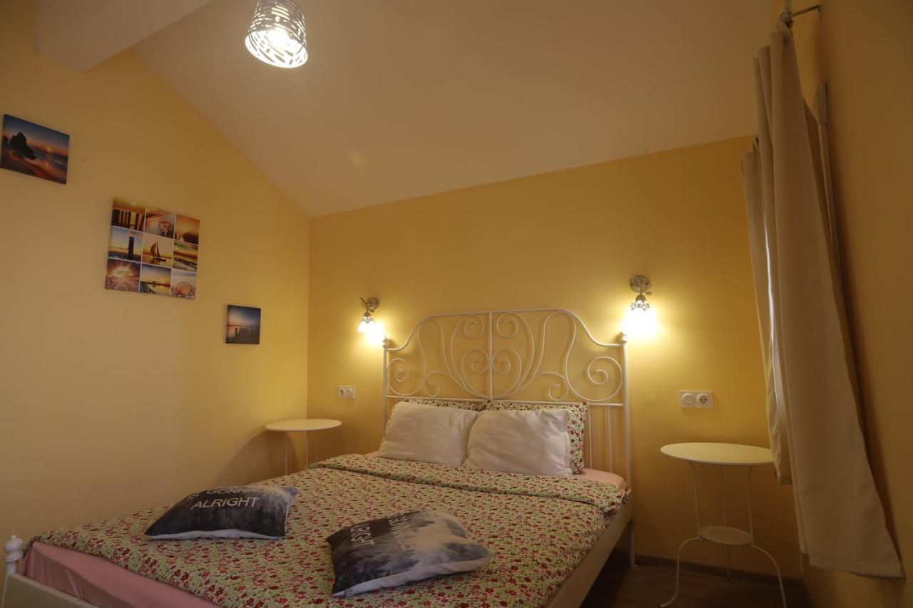 Guest House Yanita Варна Екстер'єр фото