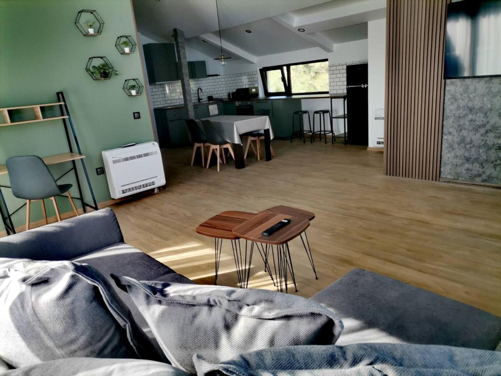 Guest House Yanita Варна Екстер'єр фото