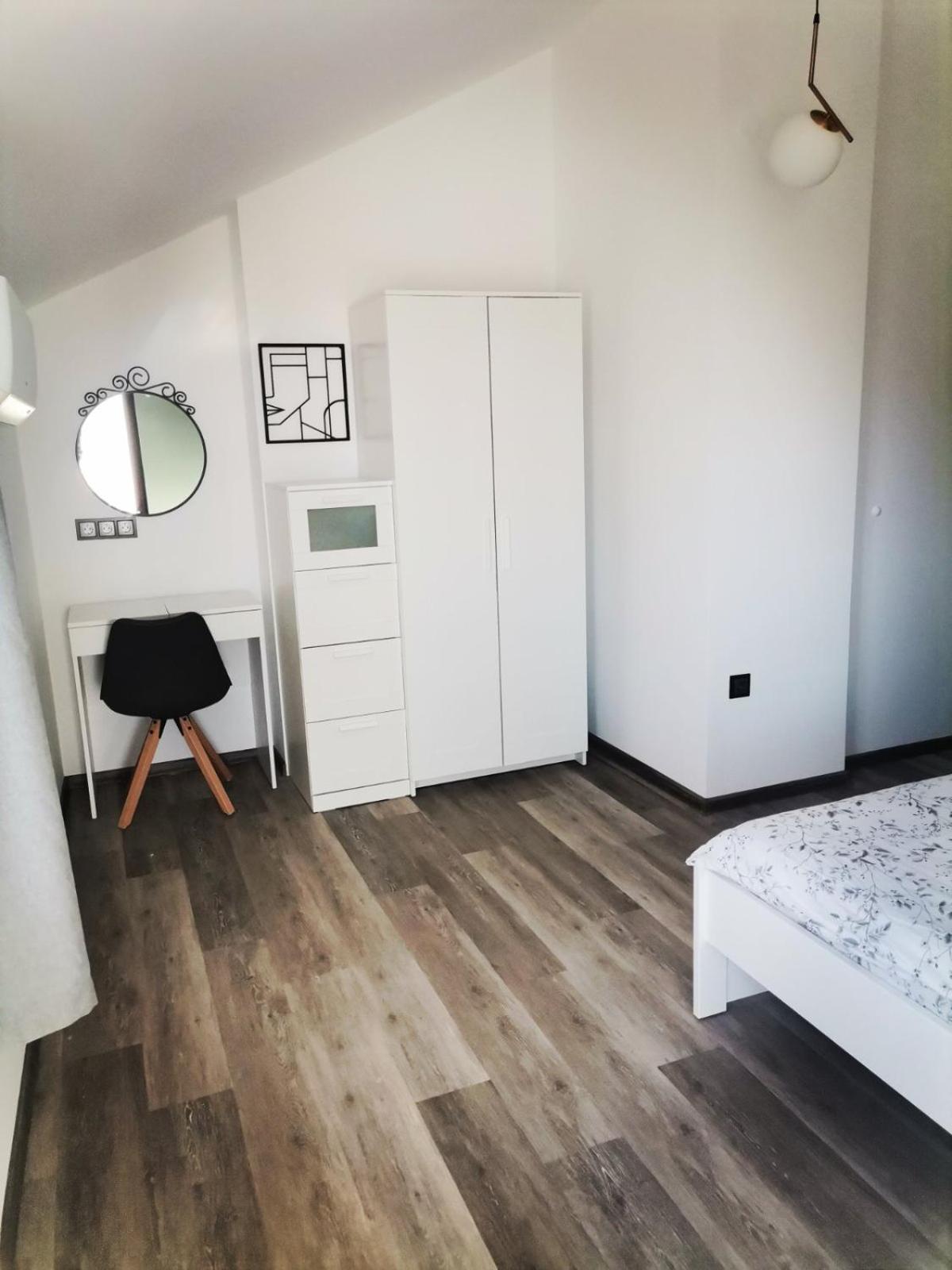 Guest House Yanita Варна Екстер'єр фото
