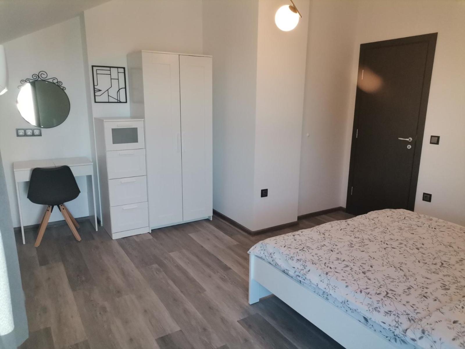 Guest House Yanita Варна Екстер'єр фото